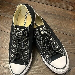 Converse Black and White Men's Sneakers with Nathan Elastic No Tie Shoe laces